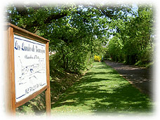 Chemin entrée des Landes de Beauséjour
